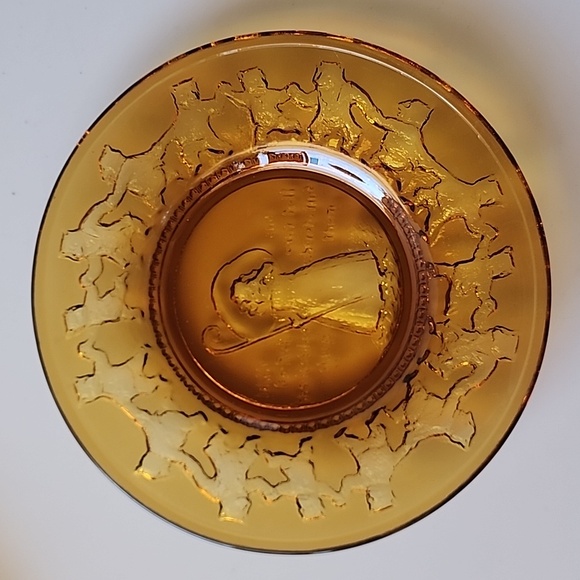 VTG. Mother Goose Nursery Rhymes, Tiara Amber Glass, Children's Plates. - Picture 5 of 16